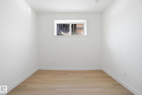 10725 70 Avenue, Edmonton, AB - Indoor Photo Showing Other Room