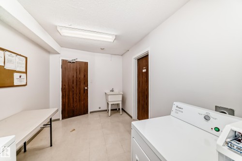 202 10731 84 Avenue, Edmonton, AB - Indoor