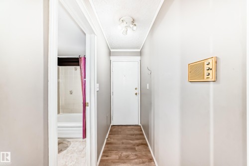 202 10731 84 Avenue, Edmonton, AB - Indoor Photo Showing Other Room