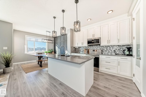 154 Aston Bend, Leduc, AB 