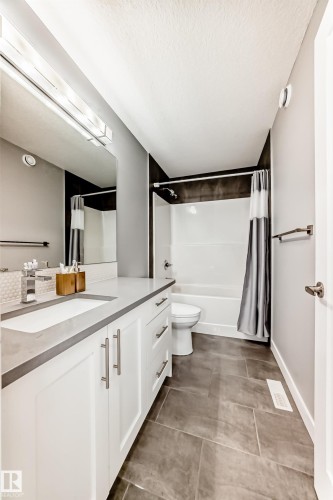 154 Aston Bend, Leduc, AB - Indoor Photo Showing Bathroom