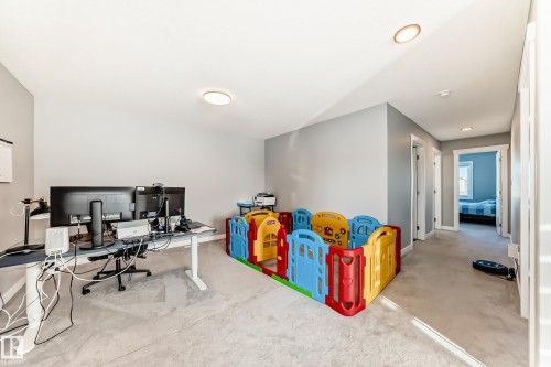 154 Aston Bend, Leduc, AB - Indoor Photo Showing Office