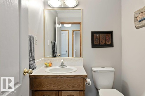 16 Oakmont Drive, St. Albert, AB - Indoor Photo Showing Bathroom