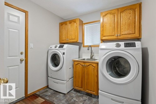 16 Oakmont Drive, St. Albert, AB - Indoor Photo Showing Laundry Room