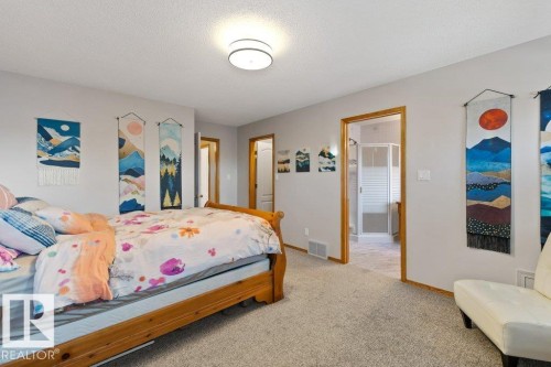 16 Oakmont Drive, St. Albert, AB - Indoor Photo Showing Bedroom