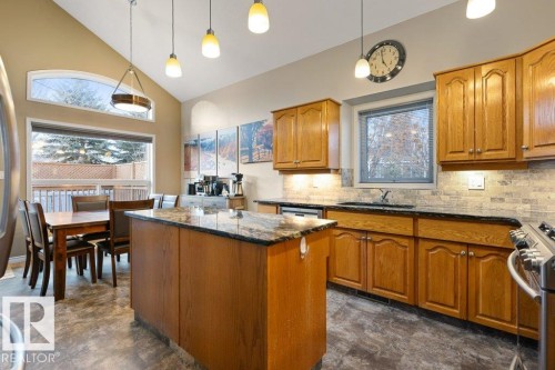 16 Oakmont Drive, St. Albert, AB - Indoor Photo Showing Other Room