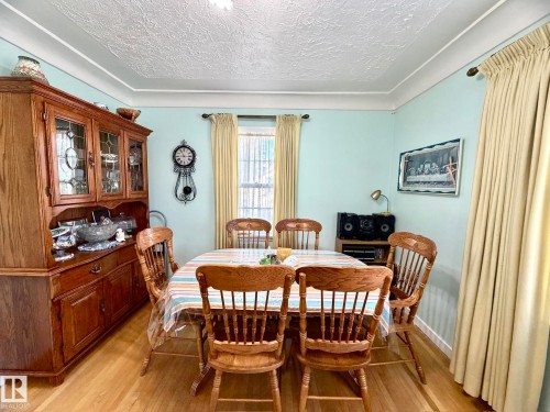 4811 51 Avenue, Lamont, AB - Indoor Photo Showing Dining Room