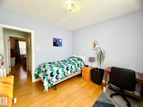 4811 51 Avenue, Lamont, AB - Indoor Photo Showing Bedroom