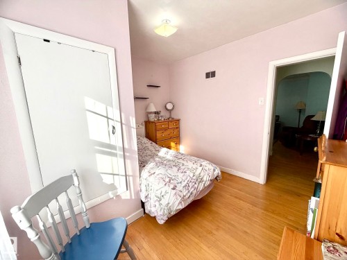 4811 51 Avenue, Lamont, AB - Indoor