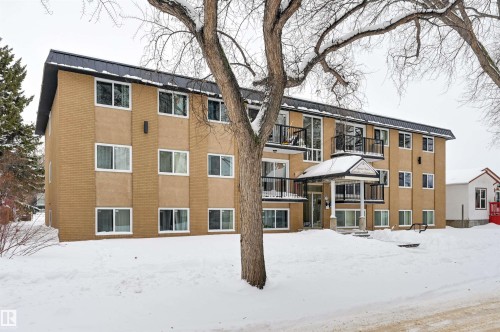 105 10621 79 Avenue, Edmonton, AB - Outdoor