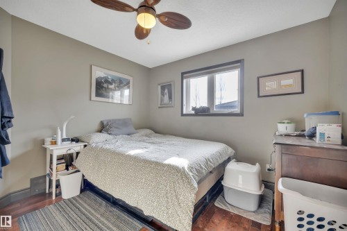 115 Parkside Drive, Wetaskiwin, AB - Indoor Photo Showing Bedroom