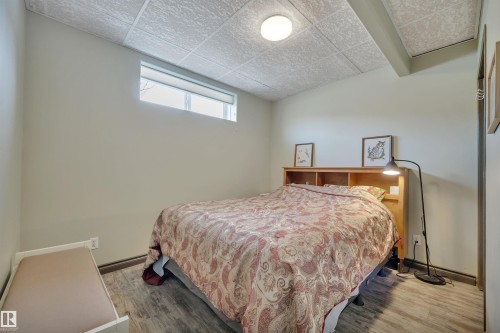 115 Parkside Drive, Wetaskiwin, AB - Indoor Photo Showing Bedroom