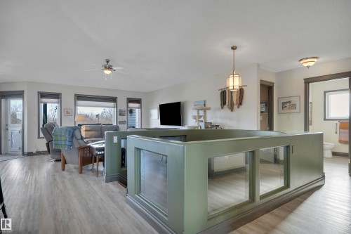 115 Parkside Drive, Wetaskiwin, AB - Indoor Photo Showing Other Room