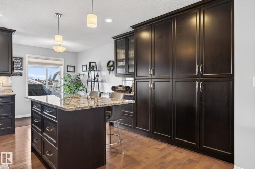 91 Westmews, Fort Saskatchewan, AB - Indoor Photo Showing Kitchen With Upgraded Kitchen