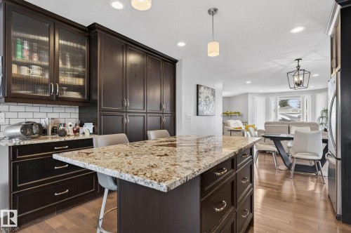 91 Westmews, Fort Saskatchewan, AB - Indoor Photo Showing Kitchen With Upgraded Kitchen