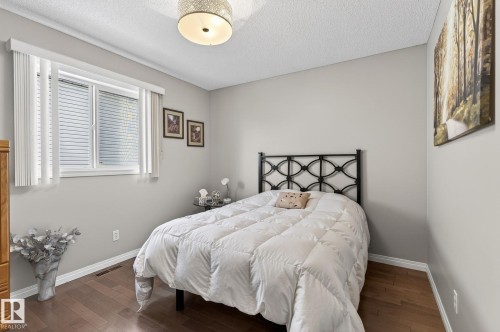91 Westmews, Fort Saskatchewan, AB - Indoor Photo Showing Bedroom