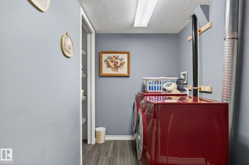 91 Westmews, Fort Saskatchewan, AB - Indoor