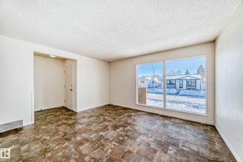 16912 101 Street, Edmonton, AB - Indoor Photo Showing Other Room