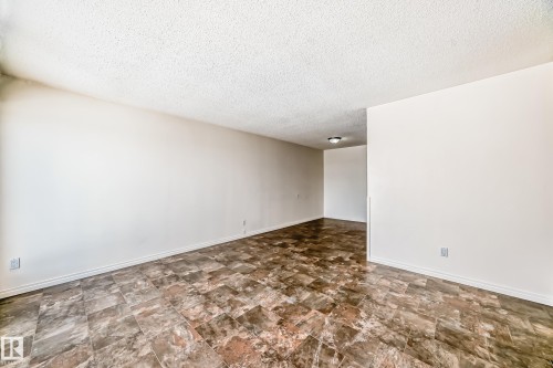 16912 101 Street, Edmonton, AB - Indoor Photo Showing Other Room