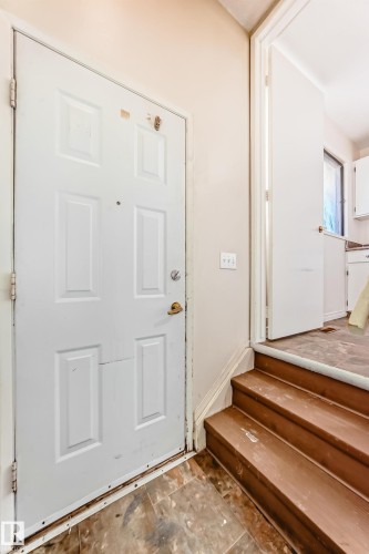 16912 101 Street, Edmonton, AB - Indoor Photo Showing Other Room