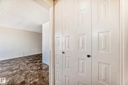 16912 101 Street, Edmonton, AB - Indoor Photo Showing Other Room