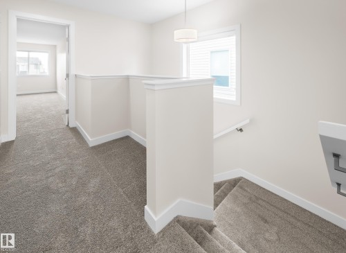 752 Berg Loop, Leduc, AB - Indoor Photo Showing Other Room