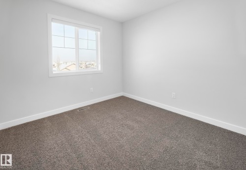 760 Berg Loop, Leduc, AB - Indoor Photo Showing Other Room