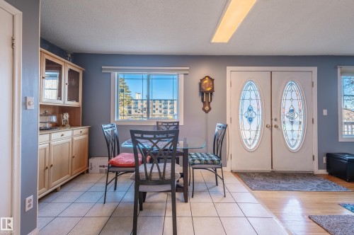 10532 157 Street, Edmonton, AB - Indoor Photo Showing Dining Room