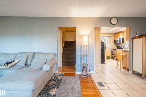 10532 157 Street, Edmonton, AB - Indoor Photo Showing Other Room