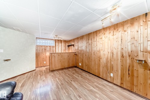 2927 30 Street, Edmonton, AB - Indoor Photo Showing Other Room