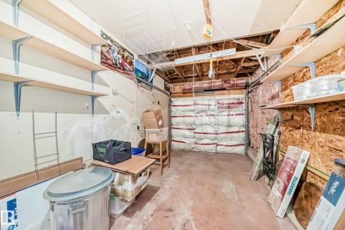 2927 30 Street, Edmonton, AB - Indoor