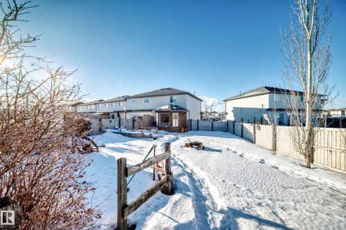 2927 30 Street, Edmonton, AB - Outdoor