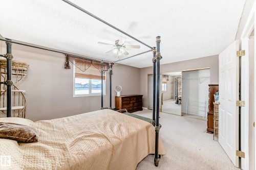2927 30 Street, Edmonton, AB - Indoor Photo Showing Bedroom