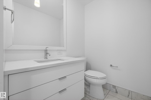 504 14105 West Block Drive, Edmonton, AB - Indoor Photo Showing Bathroom