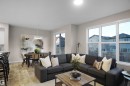 22910 95A Avenue, Edmonton, AB  - Indoor Photo Showing Living Room 