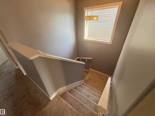 6694 Cardinal Road, Edmonton, AB - Indoor Photo Showing Other Room