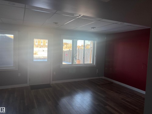 6694 Cardinal Road, Edmonton, AB - Indoor Photo Showing Other Room