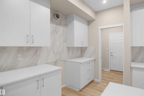 9828 219 Street, Edmonton, AB - Indoor