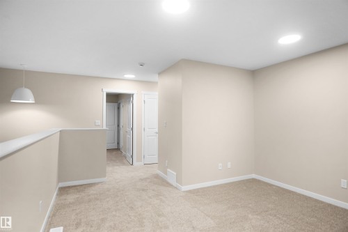 9828 219 Street, Edmonton, AB - Indoor Photo Showing Other Room