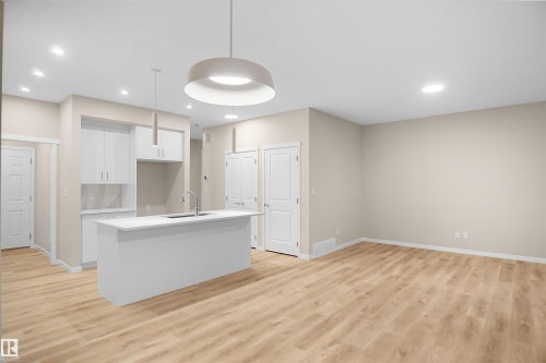 9828 219 Street, Edmonton, AB - Indoor