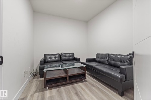 5368 Kimball Place, Edmonton, AB - Indoor