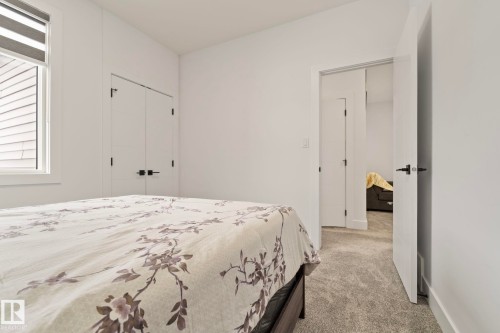 5368 Kimball Place, Edmonton, AB - Indoor Photo Showing Bedroom