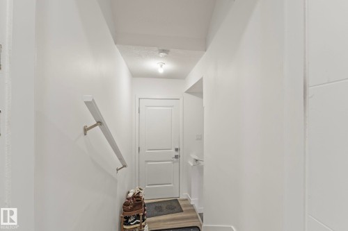 5368 Kimball Place, Edmonton, AB - Indoor Photo Showing Other Room