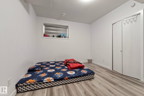 5368 Kimball Place, Edmonton, AB - Indoor Photo Showing Bedroom