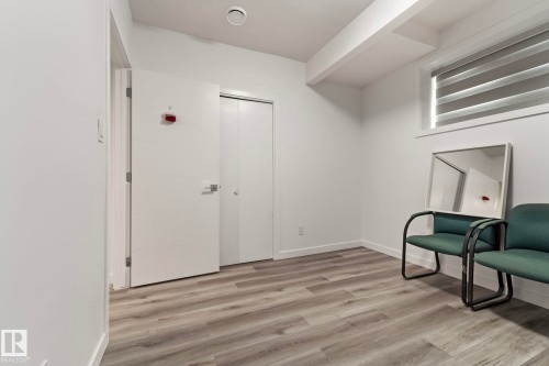 5368 Kimball Place, Edmonton, AB - Indoor Photo Showing Other Room