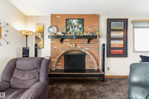 6928 13 Avenue, Edmonton, AB 