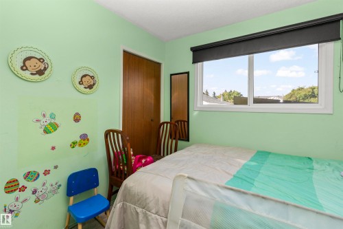 6928 13 Avenue, Edmonton, AB 