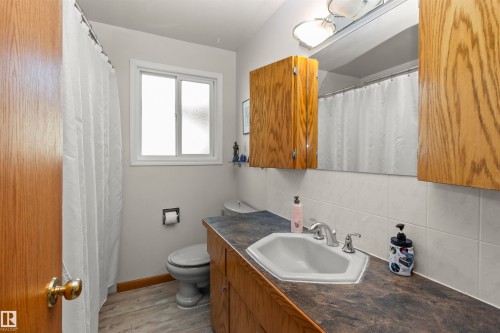 6928 13 Avenue, Edmonton, AB 