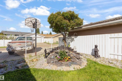 6928 13 Avenue, Edmonton, AB 