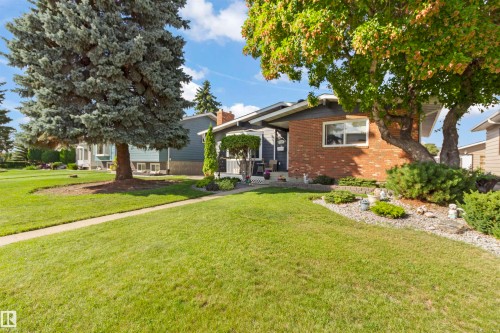 6928 13 Avenue, Edmonton, AB - Outdoor